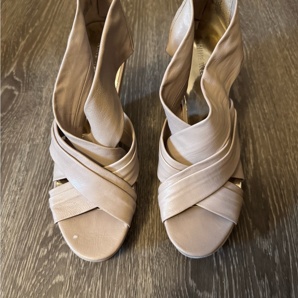 Nine West Women's Beige Leather Wedges